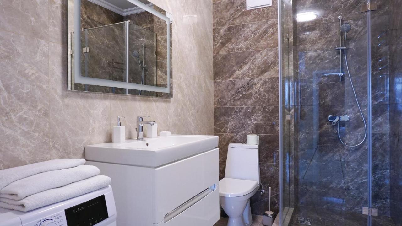 Luxury Near Metro Station Osokorky *