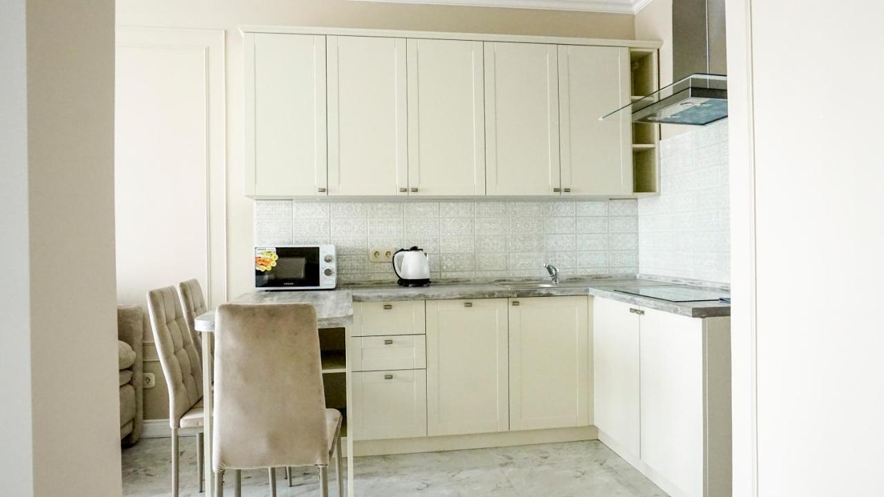 Luxury Near Metro Station Osokorky * Kyiv